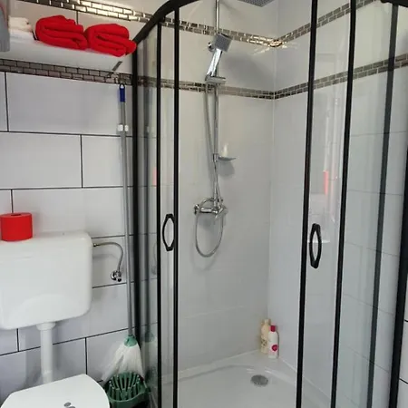 Apartament House *