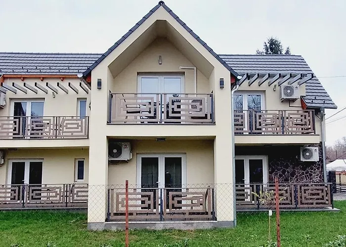 House Berekfürdő